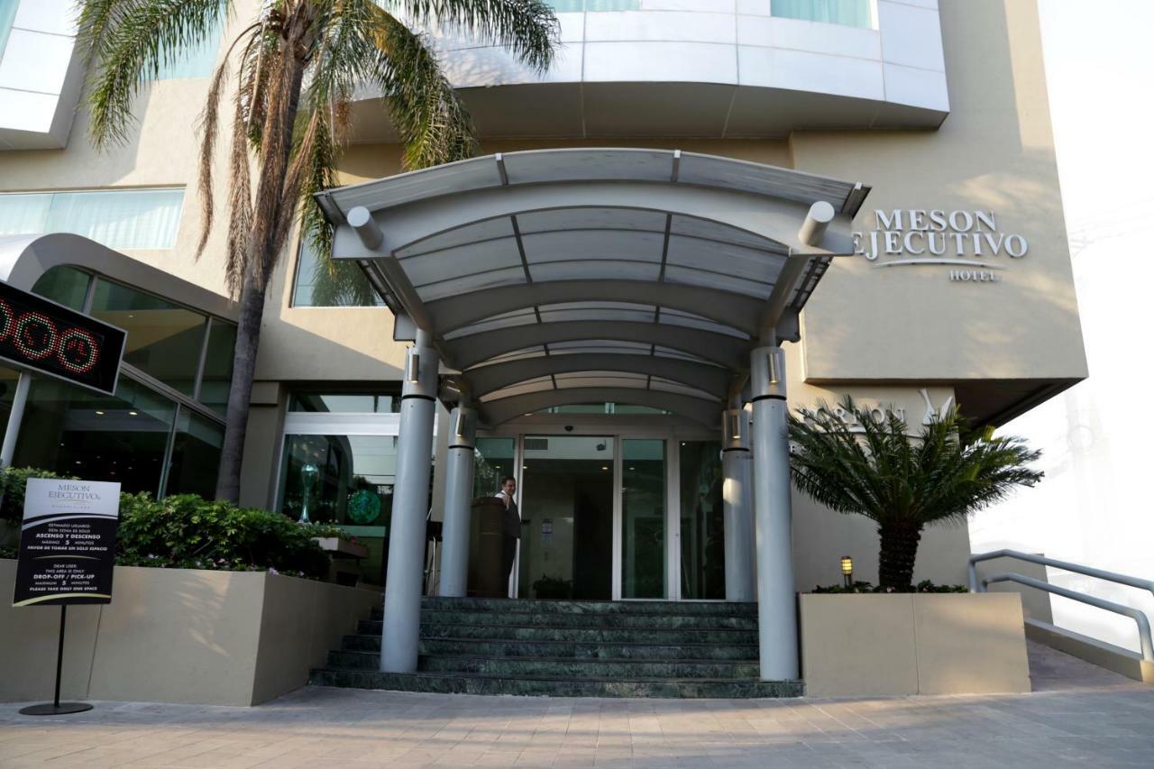 Meson Ejecutivo Guadalajara Minerva - Av Mexico Exterior foto